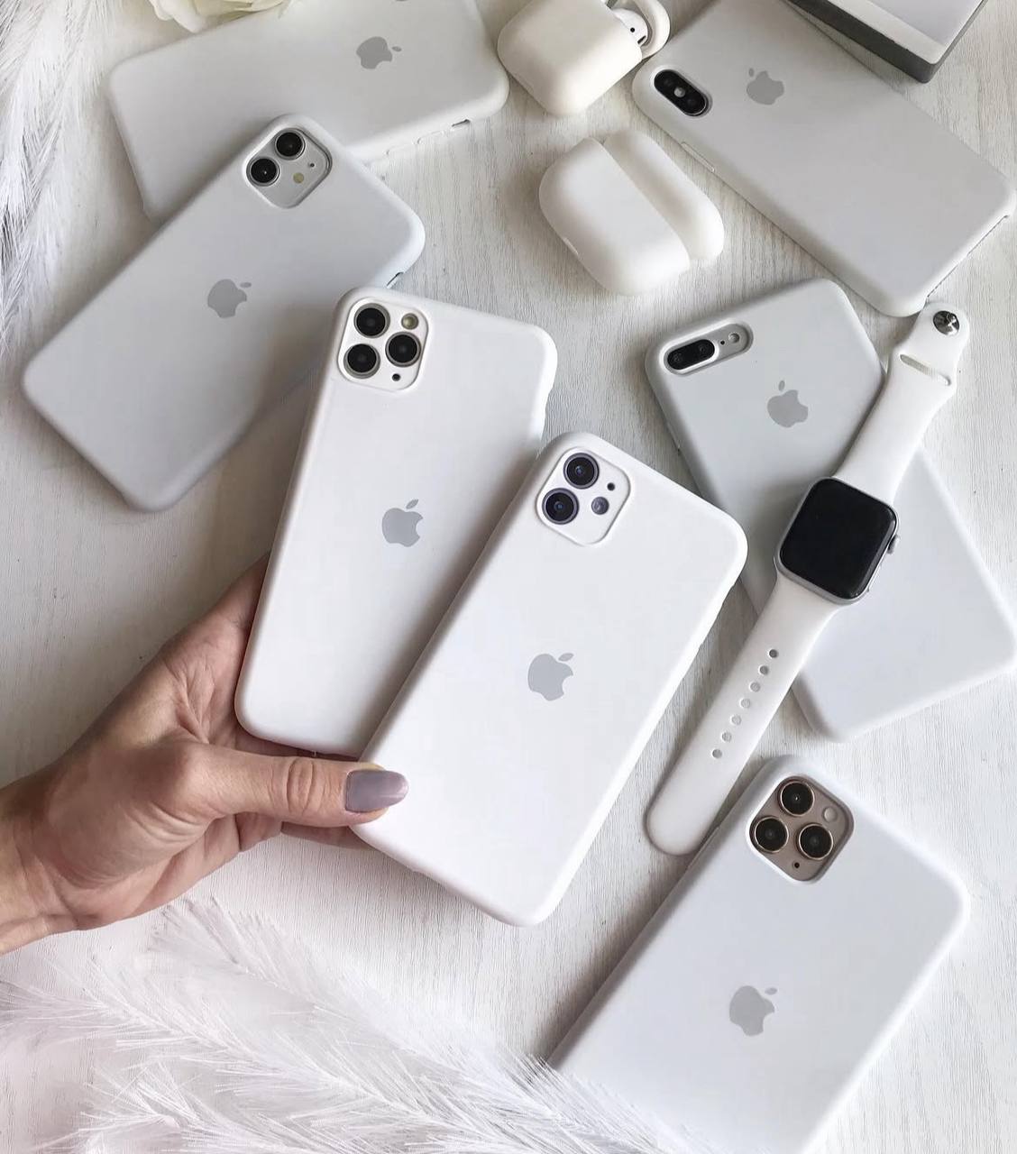 Silicone1 قاب آیفون سيليكونی شماره 20 سفید - Image 1